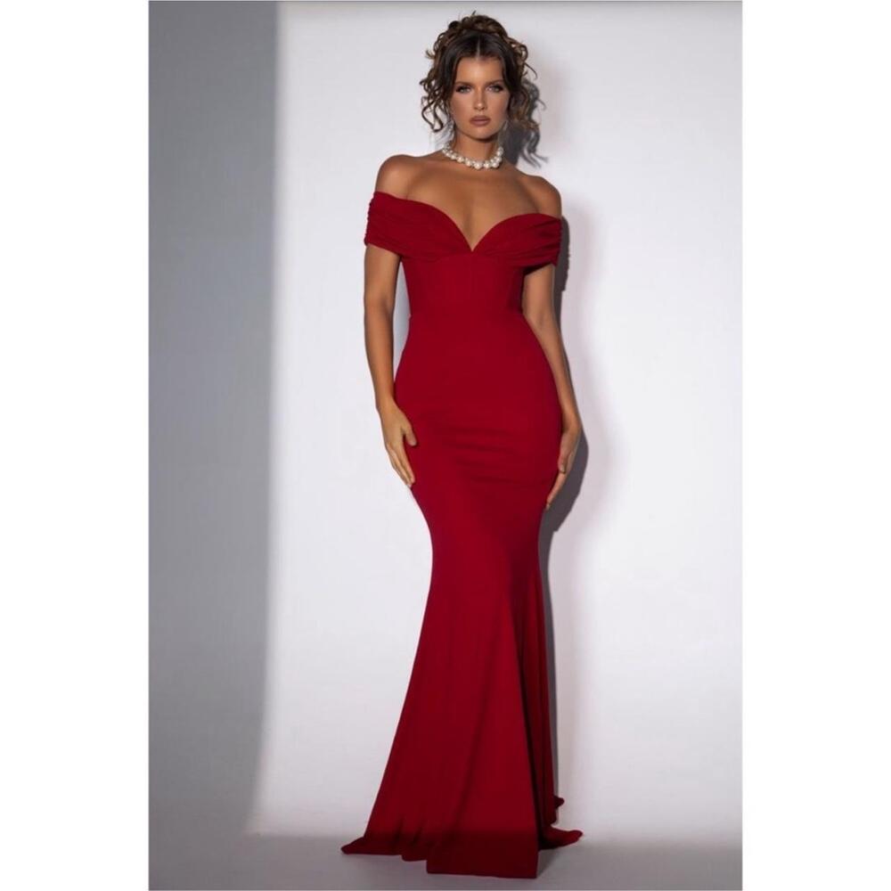 NWT ABYSS BY ABBY Cyra Red High Low Gown Medium M